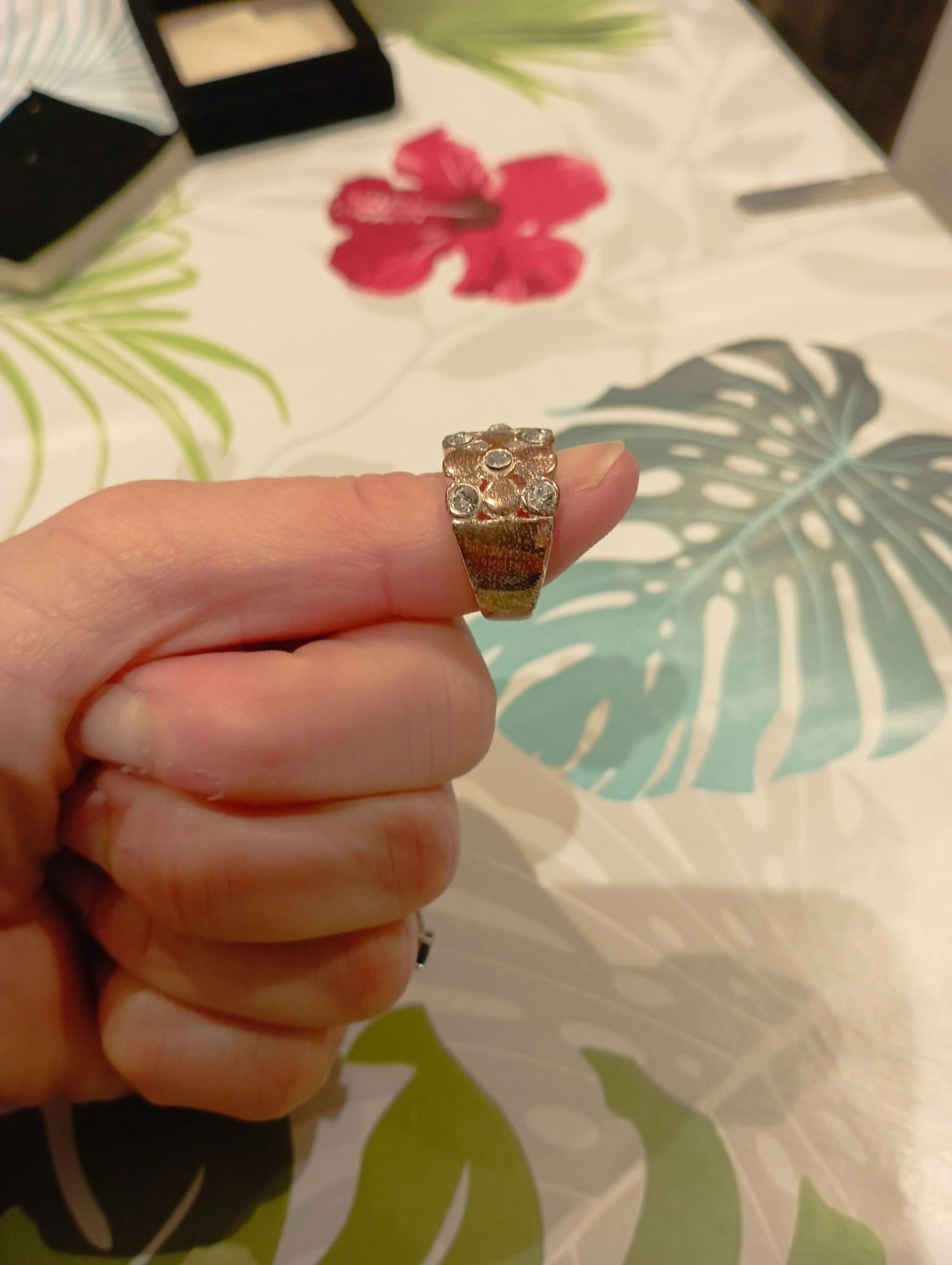 Gouden ring met strass – photo 2